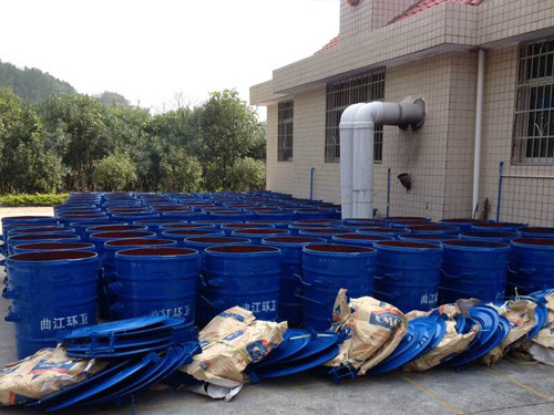 在垃圾桶拾荒在美國竟成時(shí)尚 在垃圾桶拾荒在美國竟成時(shí)尚