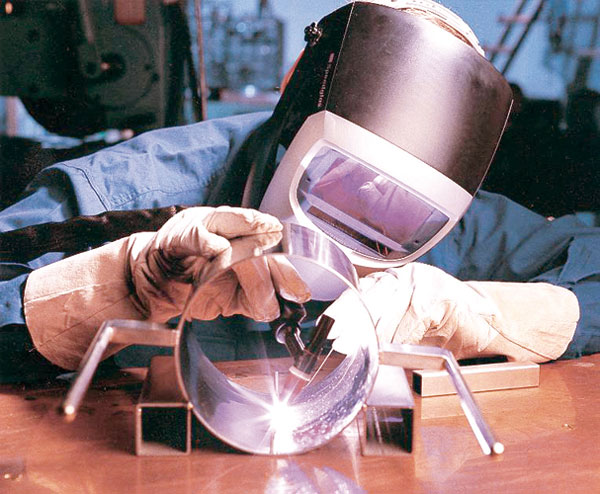 不銹鋼垃圾桶焊接手工電弧焊工注意事項 不銹鋼垃圾桶焊接手工電弧焊工注意事項