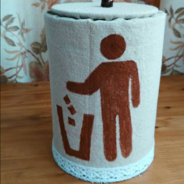 用奶粉罐手工制作分類垃圾桶圖片007 用奶粉罐手工制作分類垃圾桶圖片007