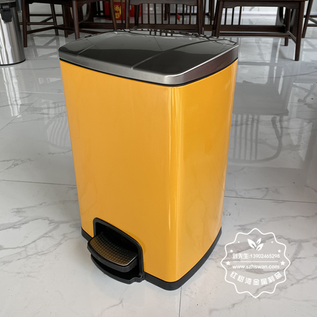 腳踏式不銹鋼垃圾桶 腳踏式不銹鋼垃圾桶
